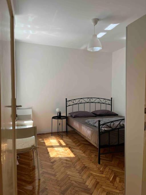 Central Home In Belgrade Exterior photo