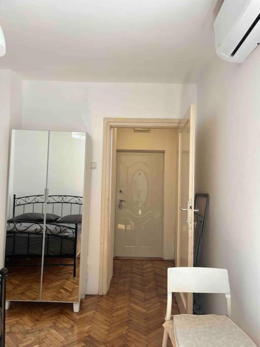 Central Home In Belgrade Exterior photo